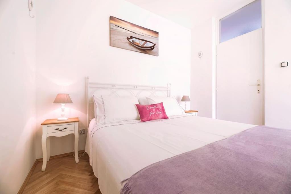 Apartment Dora Σπλιτ Εξωτερικό φωτογραφία